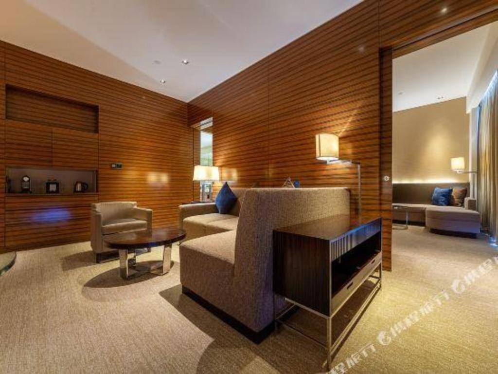 New World Guiyang Hotel Exterior foto