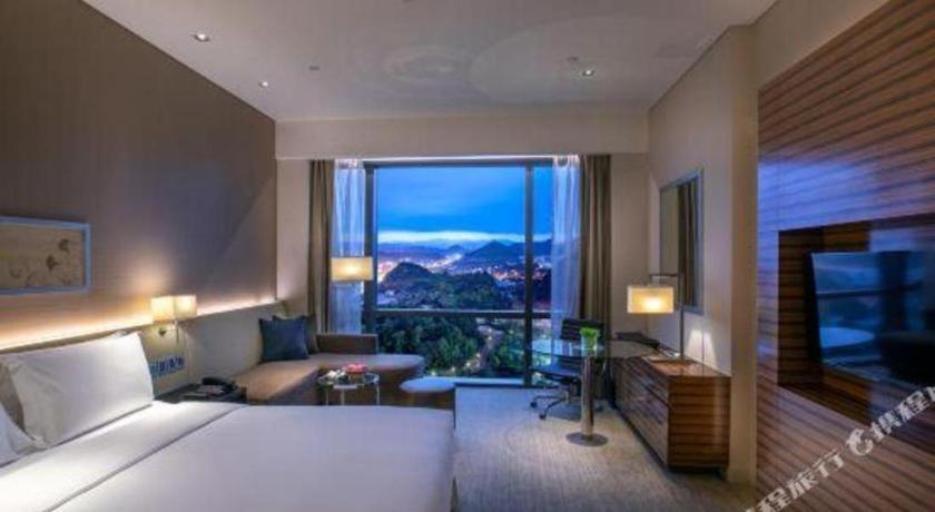 New World Guiyang Hotel Exterior foto