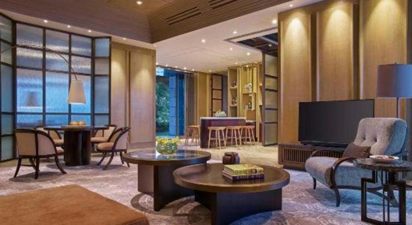 New World Guiyang Hotel Exterior foto