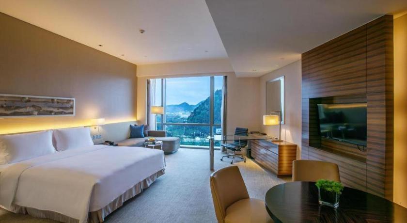 New World Guiyang Hotel Exterior foto